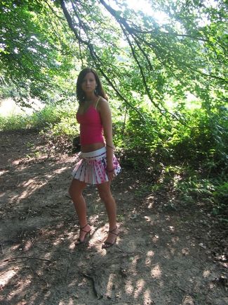 mini jupe avec une ficelle pour me promener dans les bois