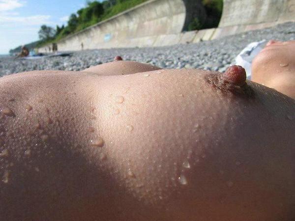 Seins mouillés