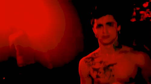 tumblr_m75y33i1Vr1rxpi1io1_500-2.gif