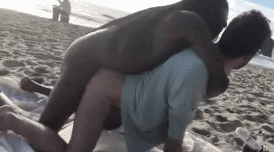 Beach-Fucks!-XTube-Porn-Video-from-Mick06232
